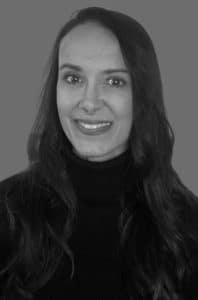 Mortgage Loan Advisor, Linda Kilgore in black and white